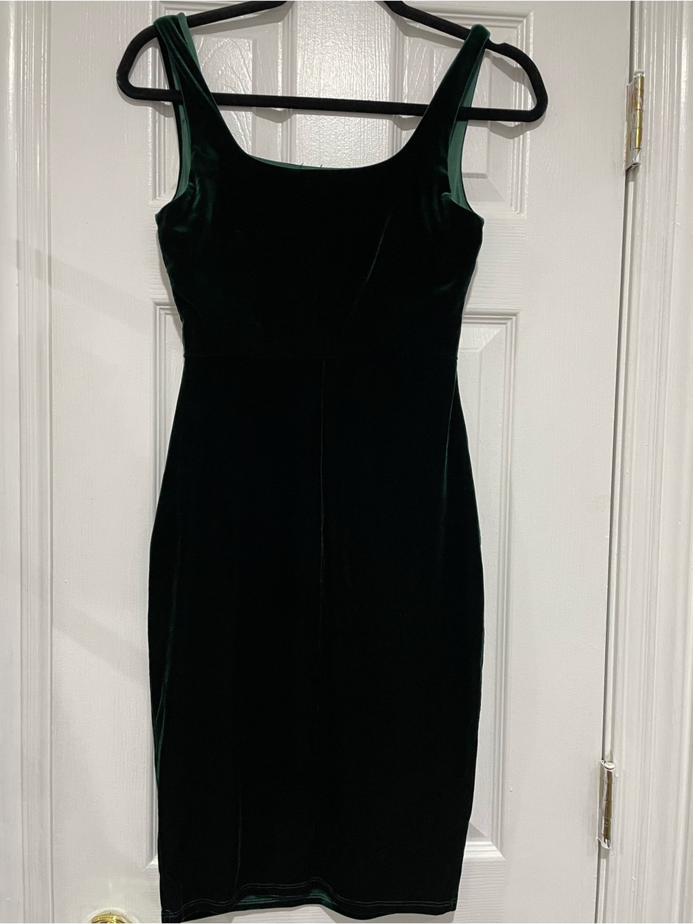 Aqua Deep Emerald Velvet Midi Dress